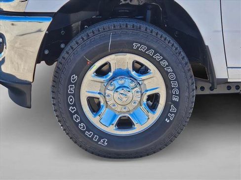 New 2026 RAM 2500 Tradesman w/ Chrome Appearance Group AWD/4WD image 16