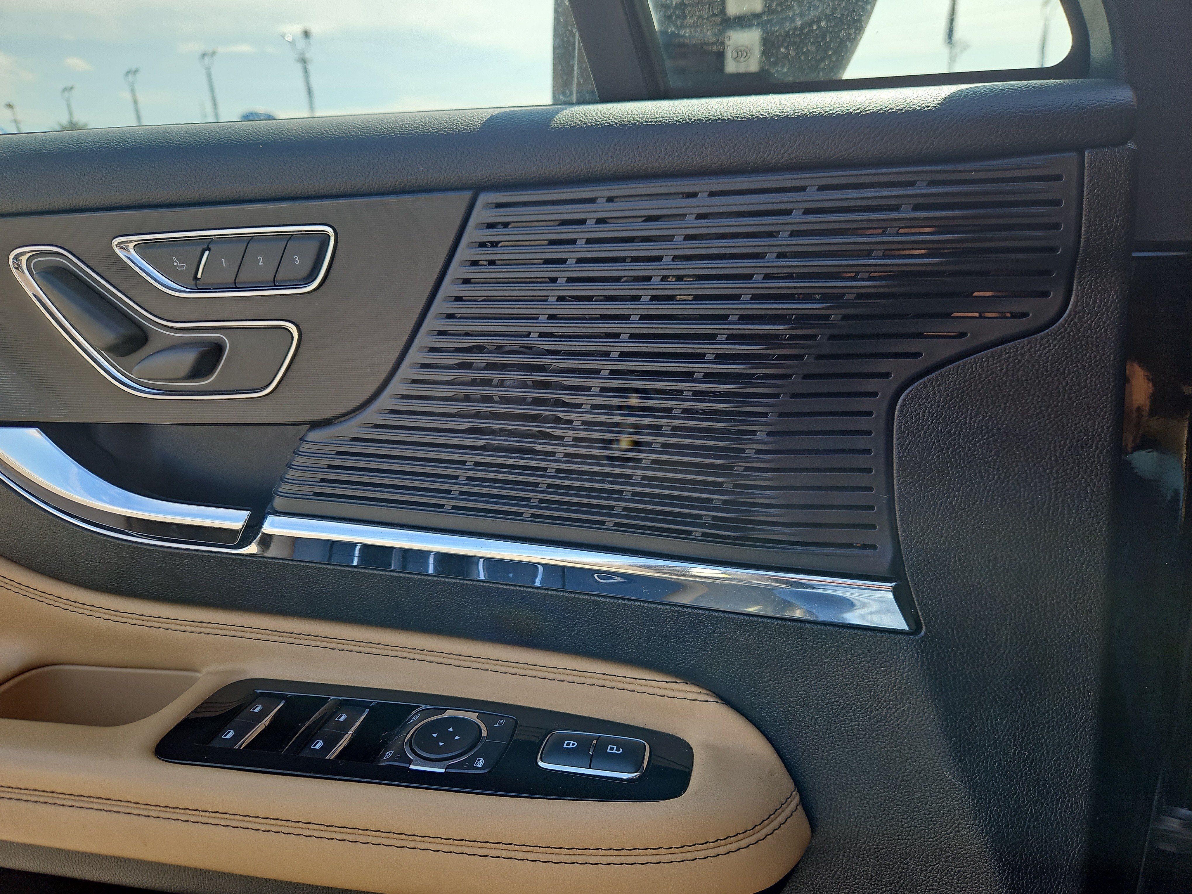 Used 2022 Lincoln Corsair Reserve AWD/4WD image 21