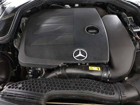 Used 2020 Mercedes-Benz C 300 4MATIC Sedan image 23