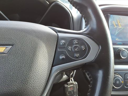 Used 2018 Chevrolet Colorado LT w/ LT Convenience Package image 28