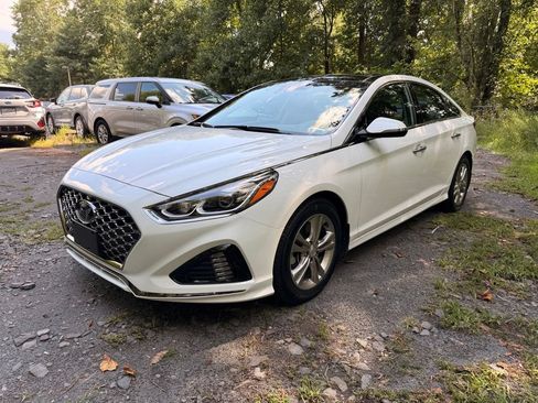 Used 2019 Hyundai Sonata Limited w/ Ultimate Package 04 FWD image 1