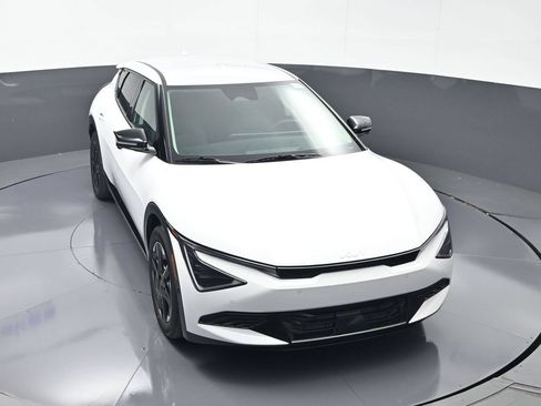 New 2026 Kia EV6 Wind AWD/4WD image 47
