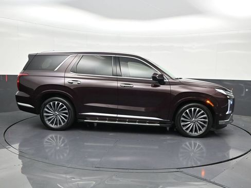 Used 2024 Hyundai Palisade Calligraphy image 7