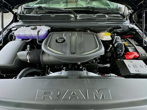 New 2026 RAM 1500 Express AWD/4WD image 17
