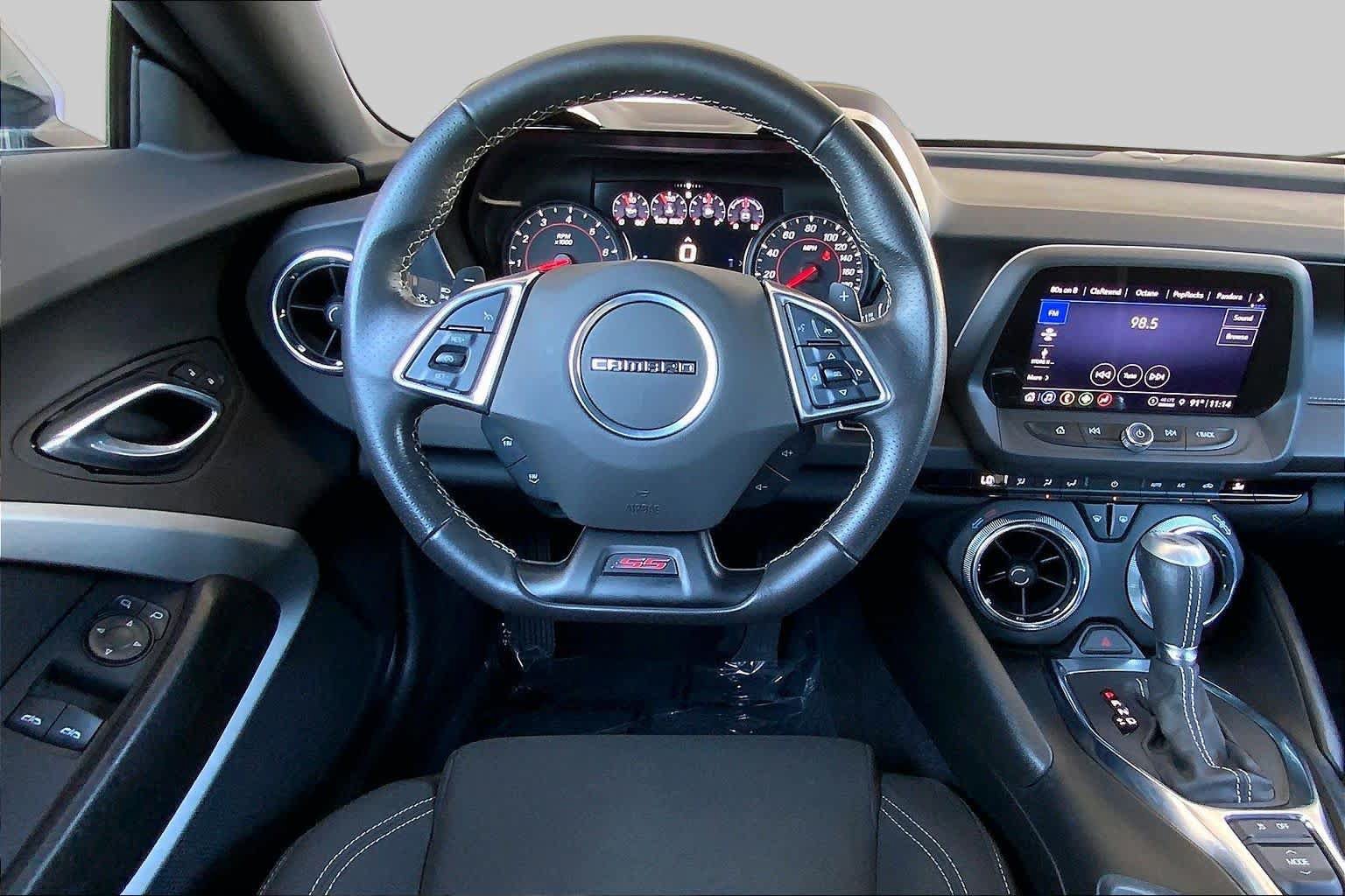 Used 2021 Chevrolet Camaro SS RWD image 6