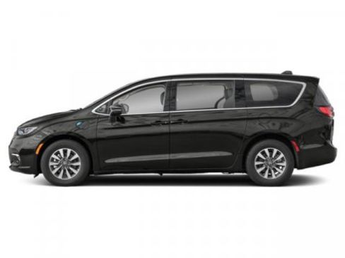 Used 2024 Chrysler Pacifica Premium image 6