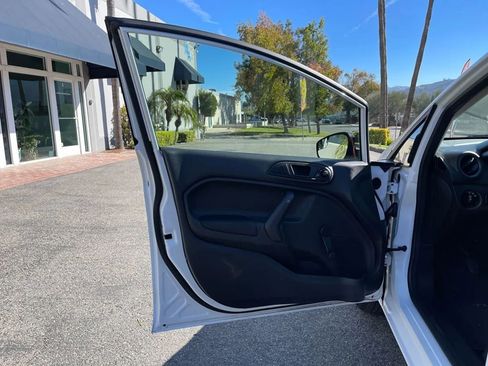 Used 2019 Ford Fiesta S image 11
