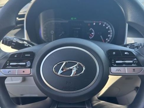 Used 2023 Hyundai Tucson SEL AWD/4WD image 4