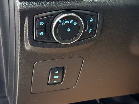 Used 2016 Ford F150 XLT w/ Equipment Group 302A Luxury image 11