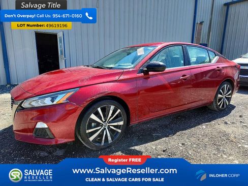 Used 2022 Nissan Altima 2.5 SR FWD image 1