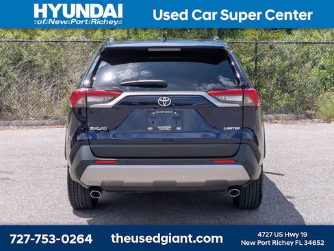 Used 2025 Toyota RAV4 Limited w/ Advanced Technology Package FWD image 4