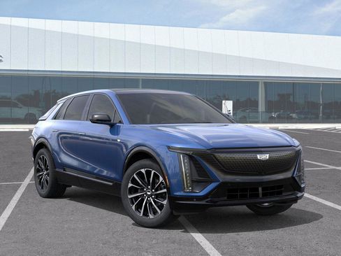 New 2026 Cadillac Lyriq Premium Sport image 8