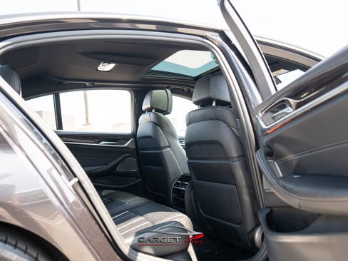 Used 2018 BMW 540i xDrive image 19