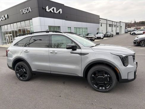 New 2026 Kia Sorento EX image 2