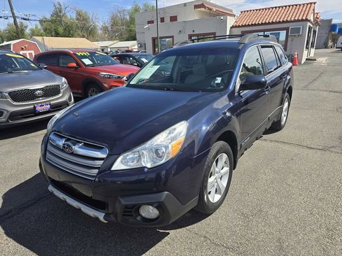 Used 2014 Subaru Outback 2.5i Premium AWD/4WD image 2