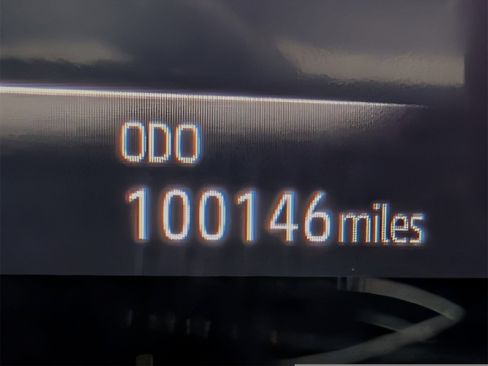 Used 2021 Toyota Highlander XSE image 6