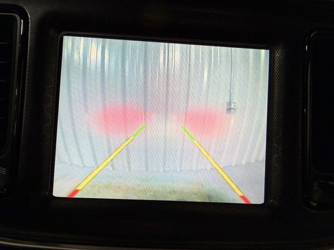 Used 2016 Dodge Challenger R/T Scat Pack RWD image 9