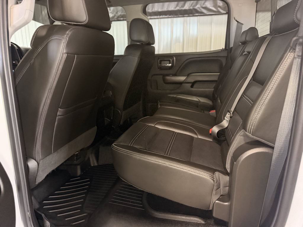 Used 2018 GMC Sierra 3500 Denali w/ Duramax Plus Package AWD/4WD image 20