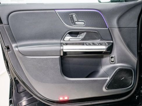 Used 2025 Mercedes-Benz GLA 250 image 18