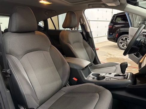 Used 2024 Subaru Crosstrek 2.0i Premium image 20