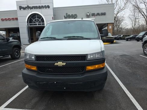 Used 2021 Chevrolet Express 2500 w/ Driver Convenience Package image 2