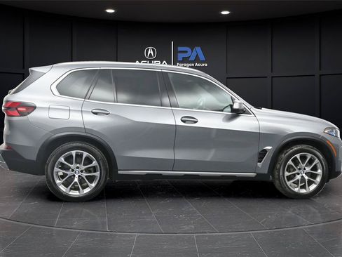 Used 2026 BMW X5 xDrive40i AWD/4WD image 38