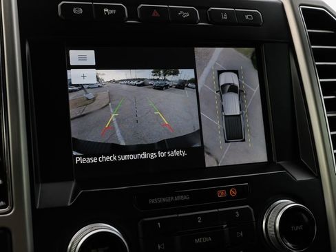 Used 2021 Ford F250 Platinum w/ FX4 Off-Road Package image 20