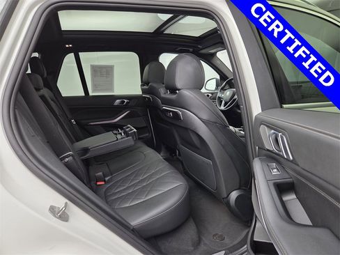 Certified 2024 BMW X5 sDrive40i w/ Premium Package image 19