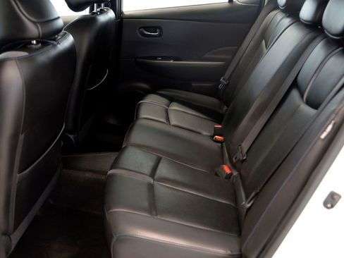 Used 2020 Nissan Leaf SL Plus image 27