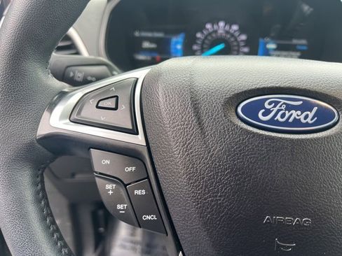 Used 2024 Ford Edge SEL w/ Convenience Package image 28