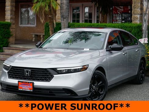 Used 2025 Honda Accord SE image 4