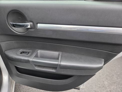 Used 2009 Dodge Charger SE image 10