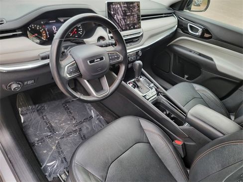 Certified 2022 Jeep Compass Limited image 19