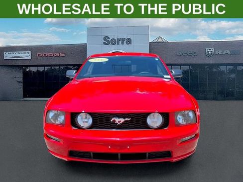 Used 2006 Ford Mustang GT Premium RWD image 2