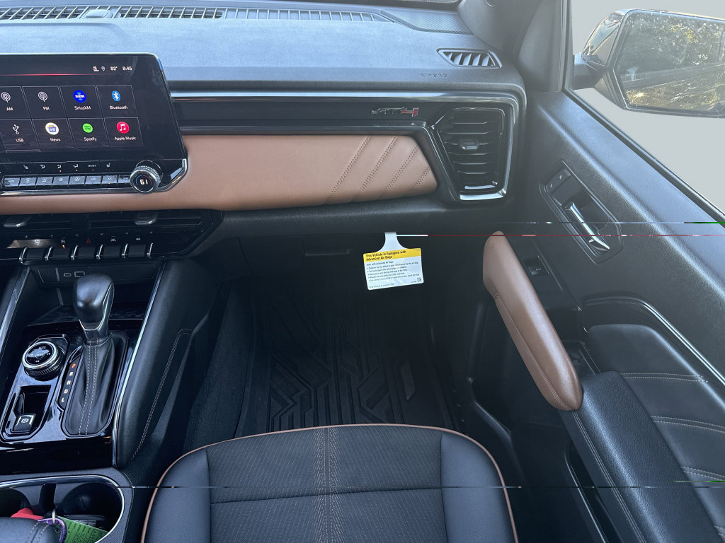 Used 2025 GMC Canyon AT4 w/ Nightfall Edition AWD/4WD image 48