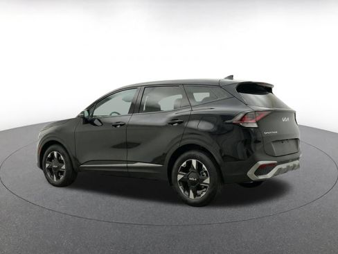 Used 2026 Kia Sportage LX FWD image 5