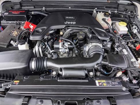 Certified 2021 Jeep Wrangler Sport S image 26