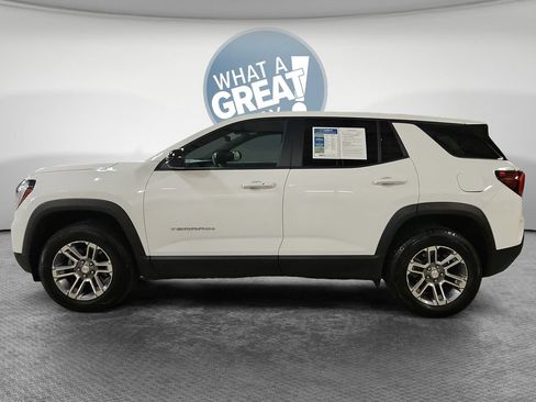 Used 2026 GMC Terrain Elevation AWD/4WD image 8