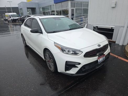 Used 2021 Kia Forte GT w/ GT2 Package FWD image 2
