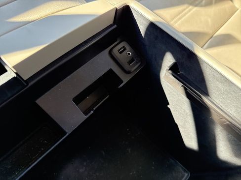 Used 2019 GMC Yukon XL Denali w/ Denali Ultimate Package image 29