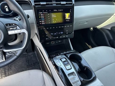 Certified 2024 Hyundai Tucson Limited image 28