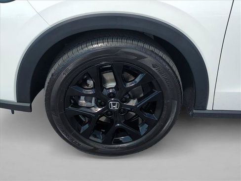 Used 2025 Honda HR-V Sport image 23
