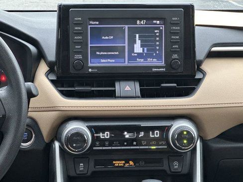 Certified 2020 Toyota RAV4 XLE w/ Convenience Package FWD image 13