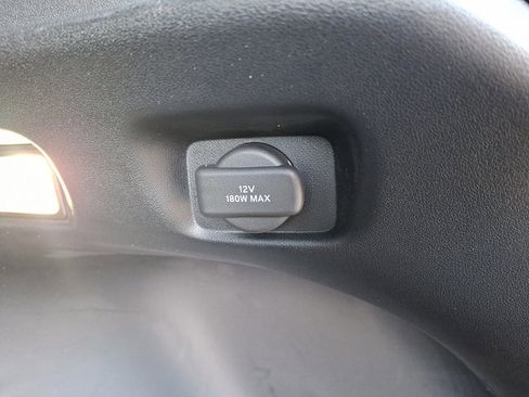 Certified 2026 Honda HR-V Sport image 31