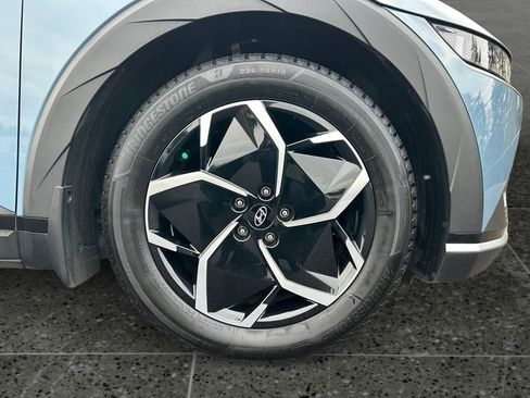 Used 2024 Hyundai Ioniq 5 SEL image 9