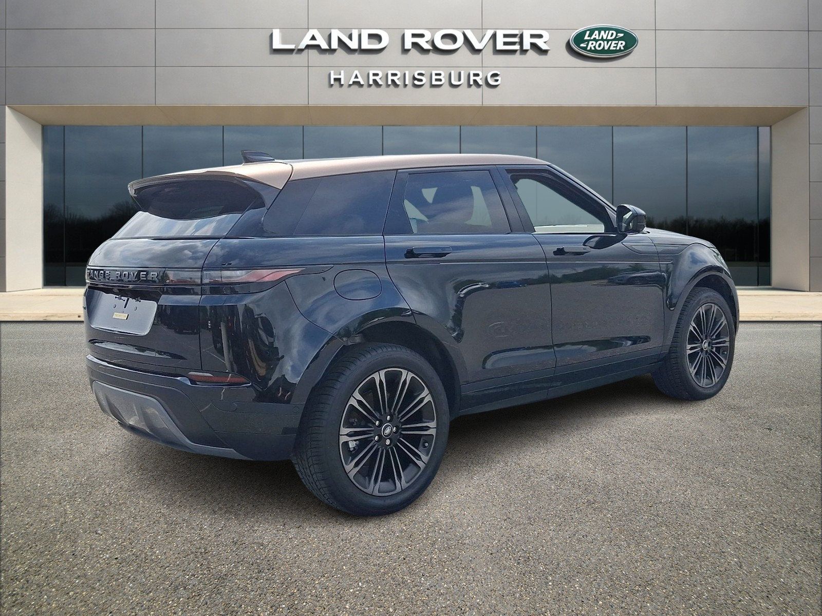 Used 2026 Land Rover Range Rover Evoque S AWD/4WD image 4