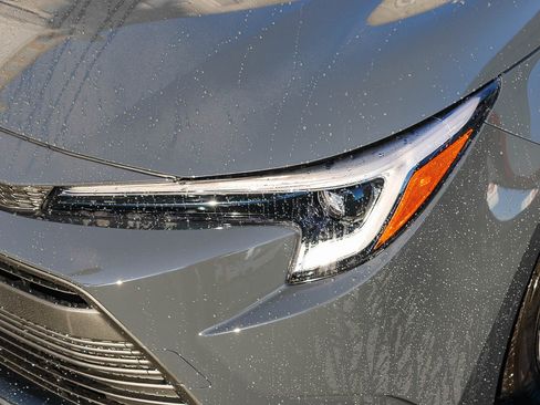 New 2026 Toyota Corolla LE FWD image 5