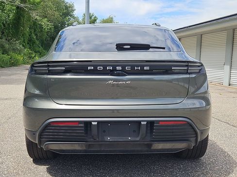Certified 2025 Porsche Macan 4 Electric AWD/4WD image 5