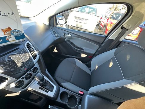 Used 2014 Ford Focus SE image 20