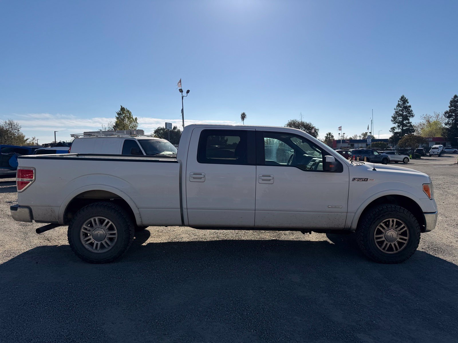 Used 2011 Ford F150 Lariat w/ Lariat Plus Pkg AWD/4WD image 6